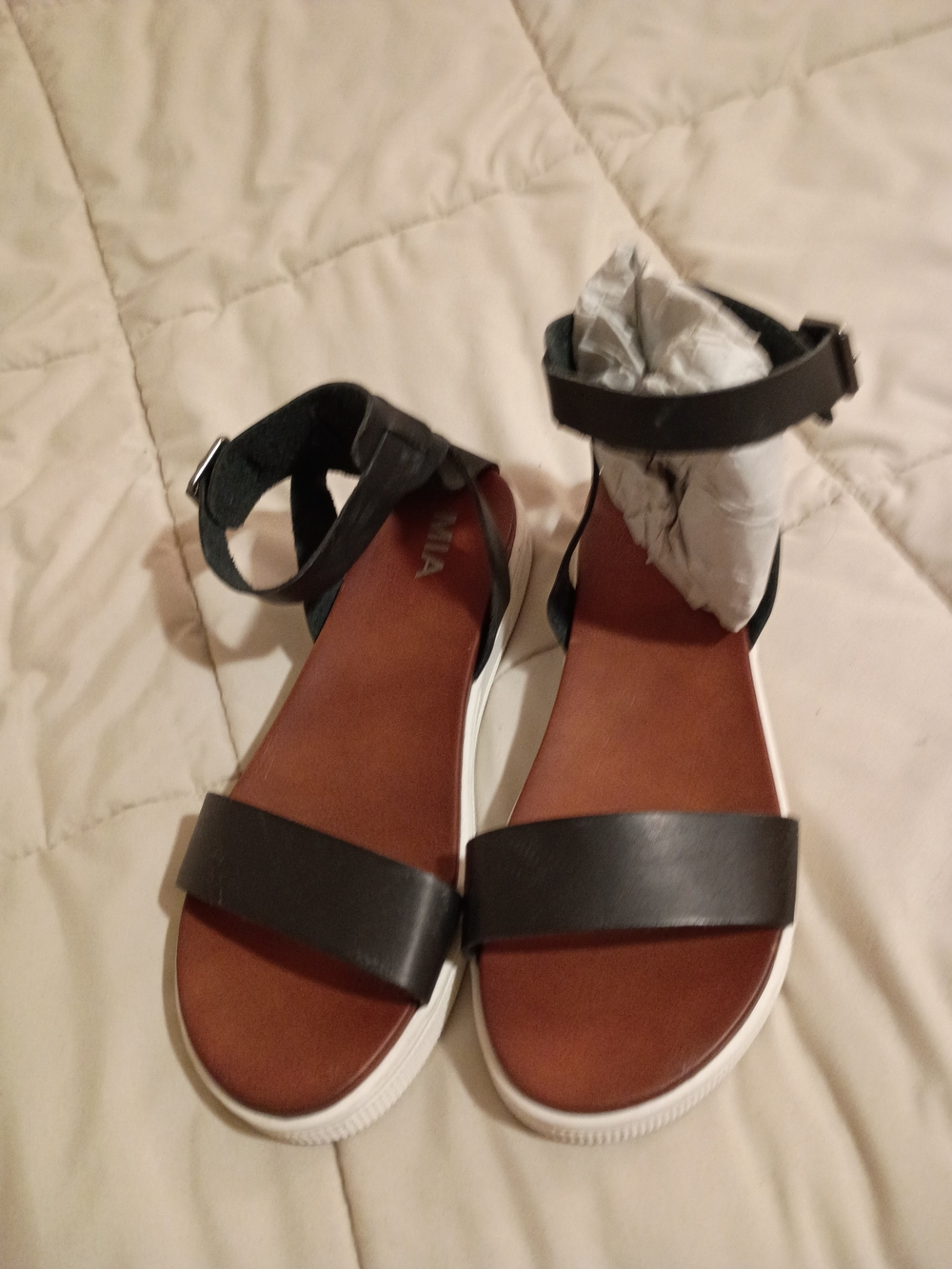 MIA Ellen Platform Sandal Women's Black & White